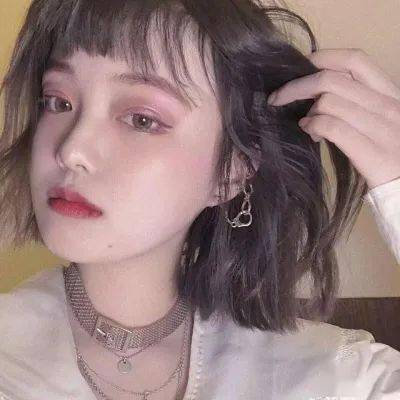 滑板兔子