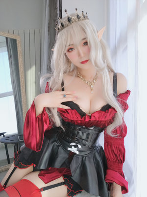 可爱企鹅老板娘